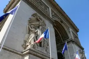 Paris-Arc-de-Triomphe