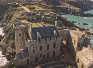 bretagne fort la latte luxury travel
