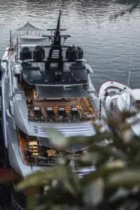 luxury-yacht-rental-south-of-france french promise