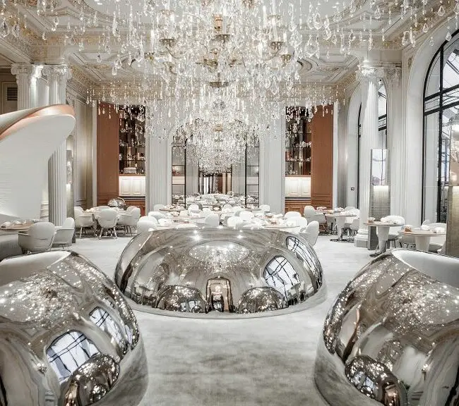 Plaza-Athenee-Alain-Ducasse-au-Plaza-Athenee hotel