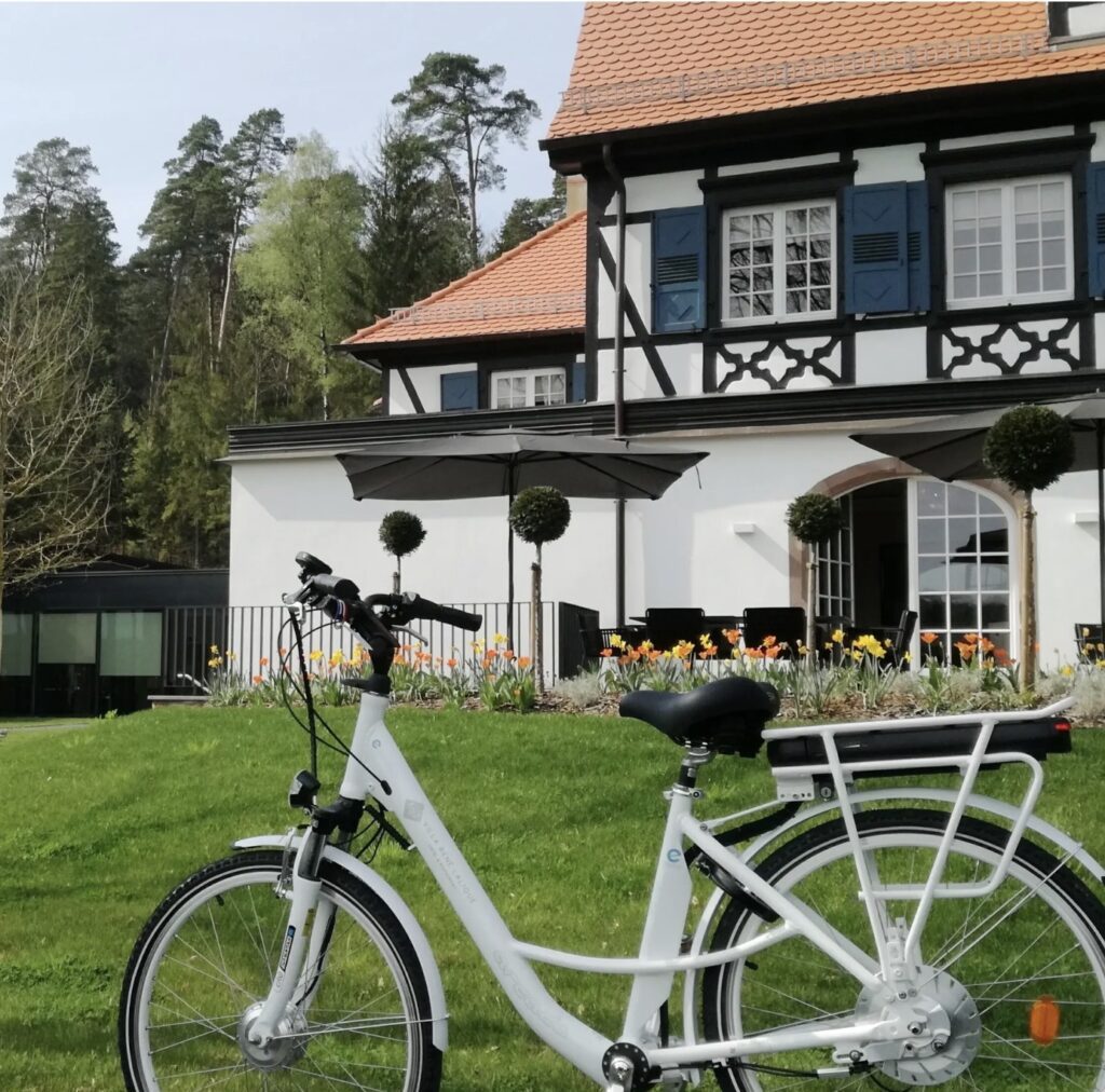 biking French Promise by Kairos Travel