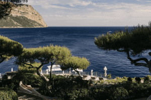luxury cassis hotel roches blanches