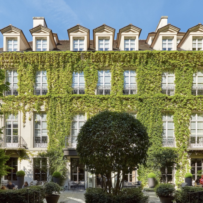 la pavillon de la reine paris hotel