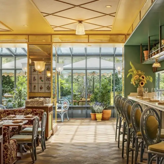 la-fantaisie-hotel-paris-luxury travel