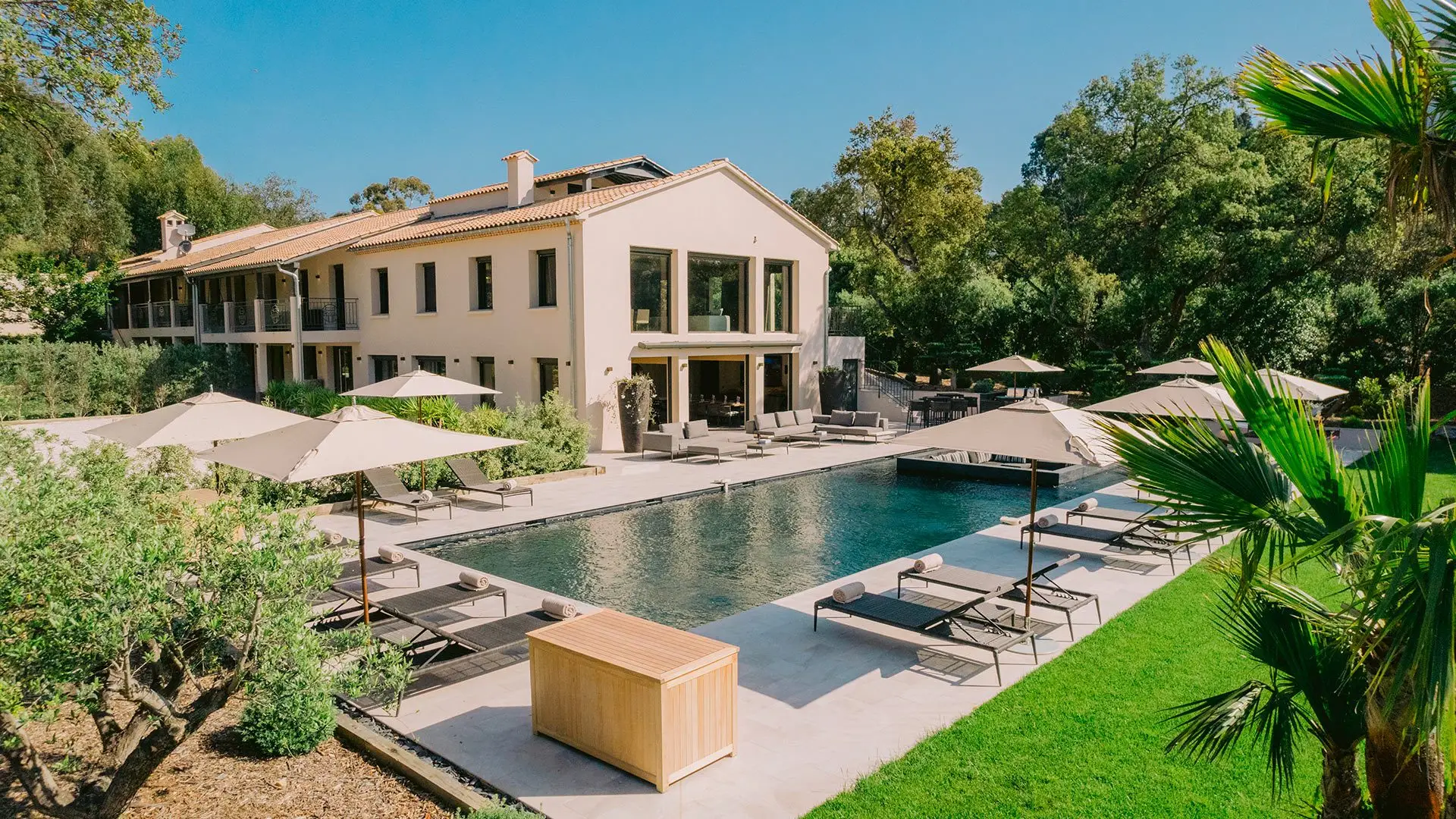 cote d'azur luxury villa rental