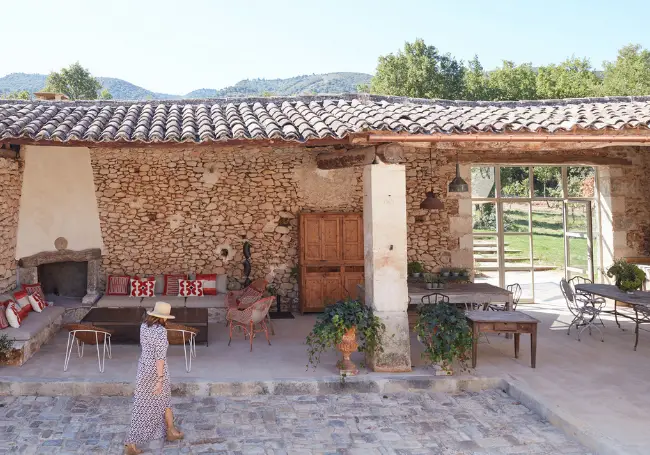 les mas villa rental provence menerbes