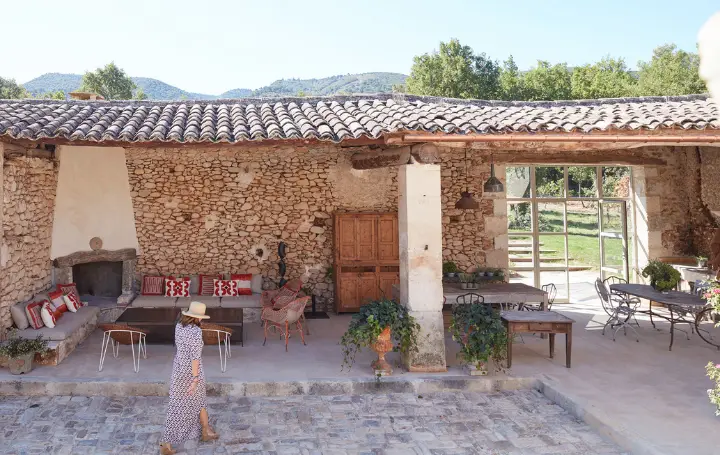 les mas villa rental provence menerbes