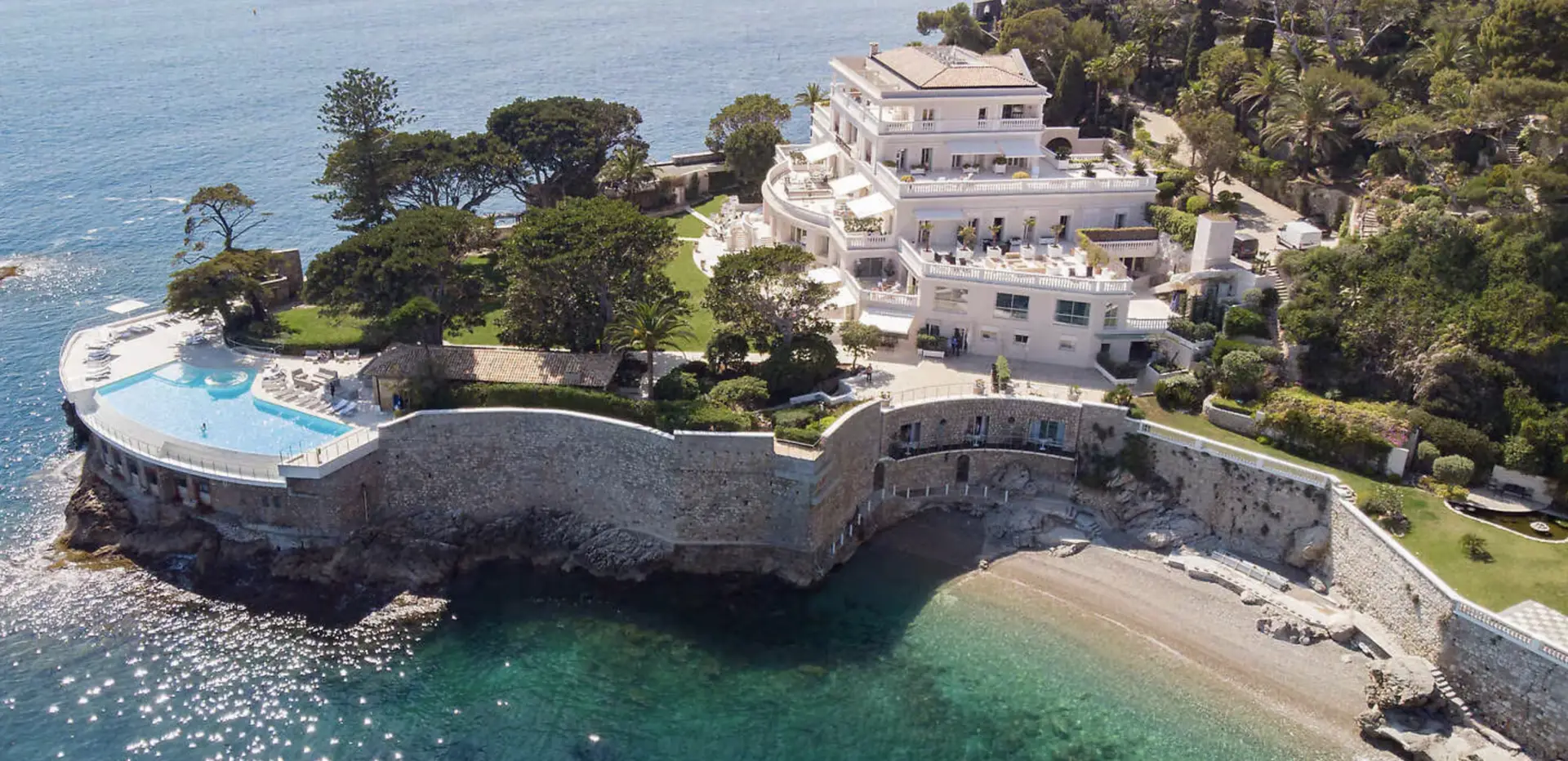cap estel Côte d’Azur luxury hotel
