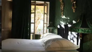 jardins secrets nimes luxury travel