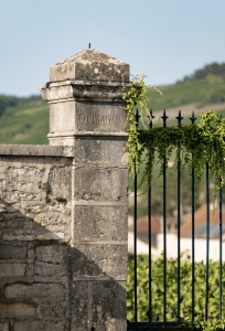 Château La Commaraine burgundy luxury travel advisor
