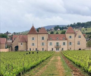 la commoraine hotel pommard burgudy luxury wine travel advisor