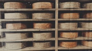 french-cheese-making-luxury-market-tour-france